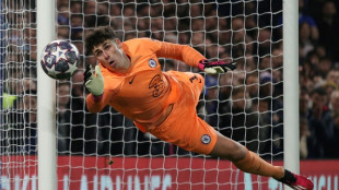 Real Madrid anuncia contratação do goleiro Kepa por empréstimo de uma temporada