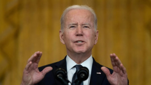 Ukraine: Biden maintient la pression sur Moscou mais veut donner "ses chances" à la diplomatie