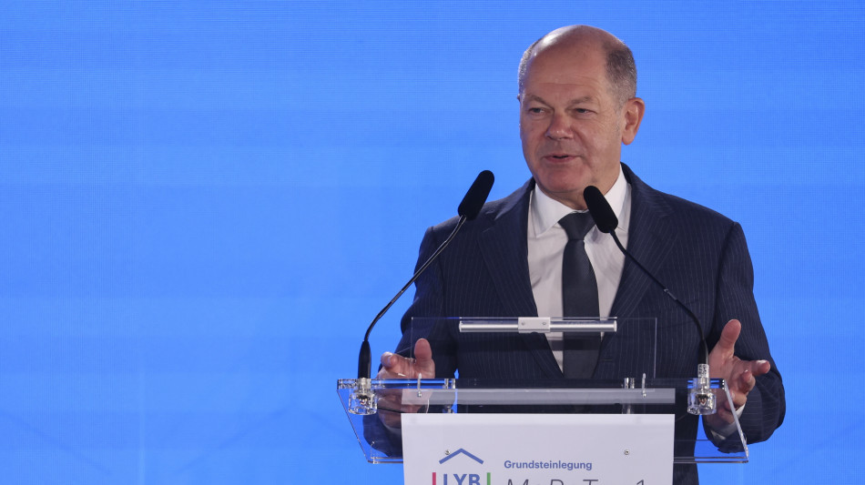  Scholz, acquisizioni ostili non sono buone per le banche 