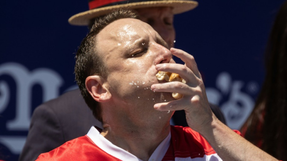 Hot dog eating champ wins again in July 4 contest in New York 