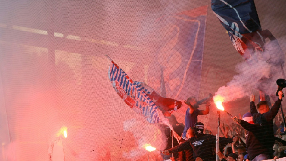 Bremens Innensenator Mäurer: Punktabzug bei Pyrotechnik