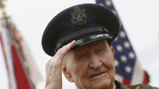 US 'candy bomber' pilot dead at 101