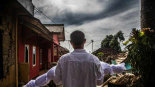 Zahl der Toten nach Erdbeben in Indonesien steigt auf 252