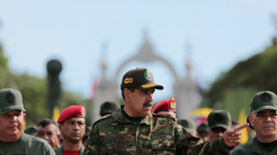 Líderes opositores, investigados por pedir que militares fiquem 'do lado do povo' na Venezuela