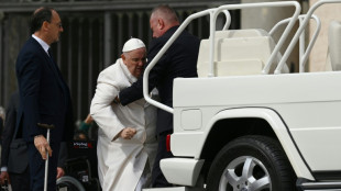 A partial lung and colon surgery: the Pope's health issues