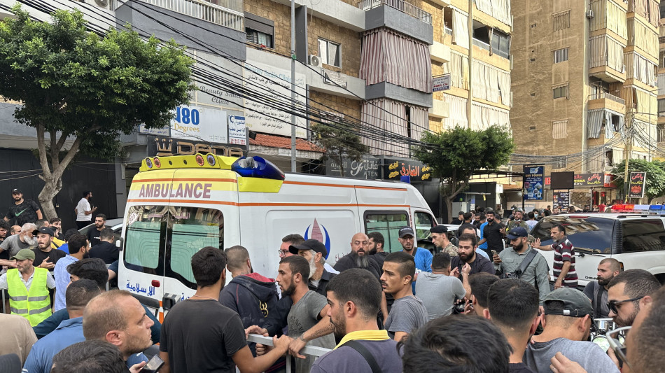 Beirut, 'almeno 8 morti e 59 feriti in raid israeliano'