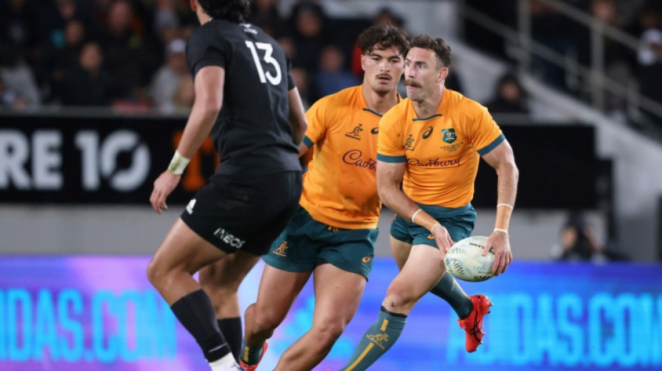 Deutsche Tageszeitung - Wallabies' White back at scrum-half to face France