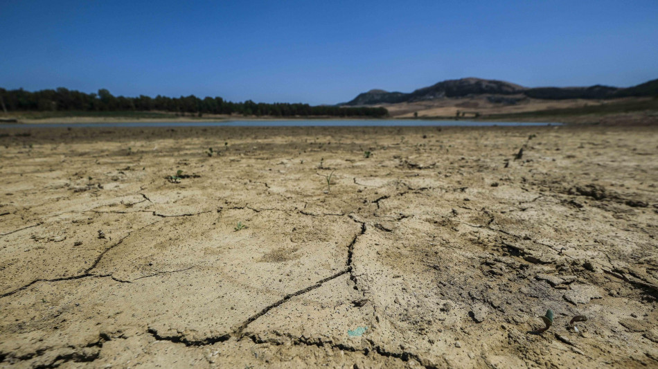  Periodi di siccità sempre più lunghi, almeno10 giorni in più 