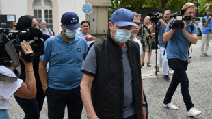 French dentists jailed for mass mutilation and fraud