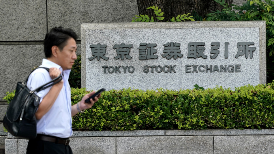 Borsa: Tokyo, apertura in forte rialzo (+2,88%)