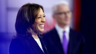 Harris vai à Geórgia com Obama, enquanto Trump compara UE a 'uma mini China'