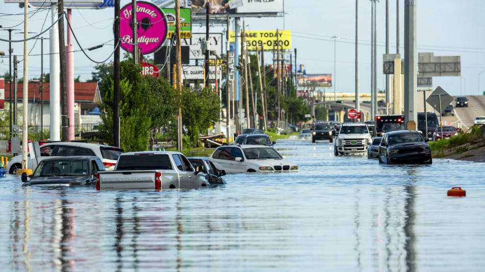 Usa: Beryl devasta il Texas e la Louisiana, 8 morti