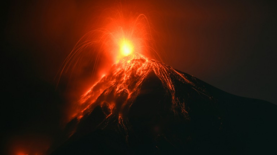 Eruption du Volcan de Fuego au Guatemala, le principal aéroport fermé quelques heures