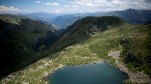 Dans les Pyrénées, les lacs de montagne "sentinelles" du réchauffement climatique