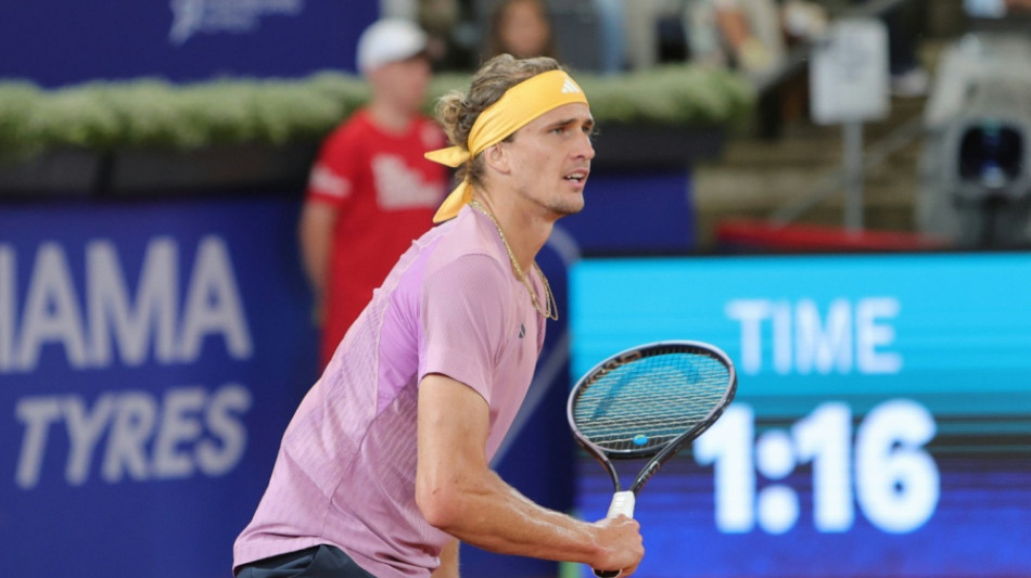 Hitziger Fight mit Gaston: Zverev im Viertelfinale von Hamburg