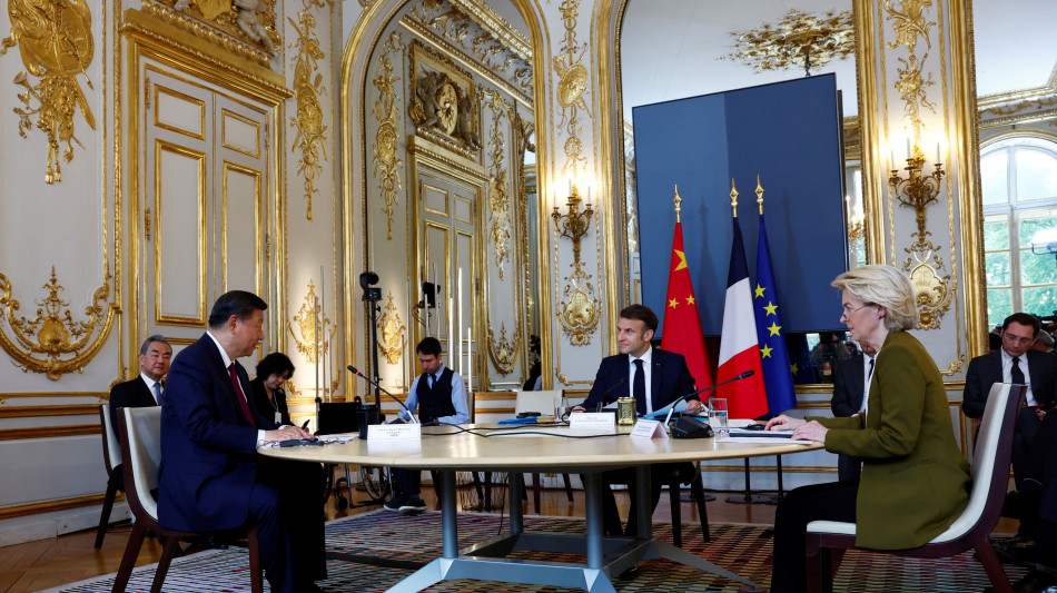 Macron a Xi,decisivo coordinamento con Cina su Ucraina e Mo