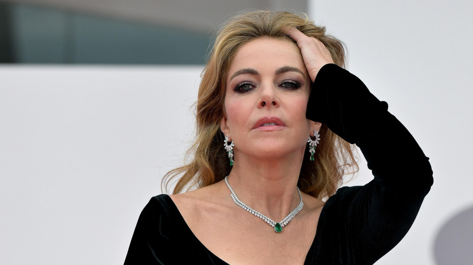 Claudia Gerini, due ruoli da 'tosta' e due idee da regista