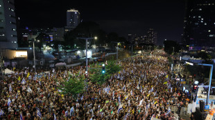 Migliaia in piazza a Tel Aviv per il cessate il fuoco a Gaza