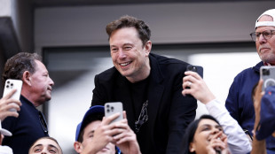 Musk fa una mega donazione a Trump, 289mila dollari